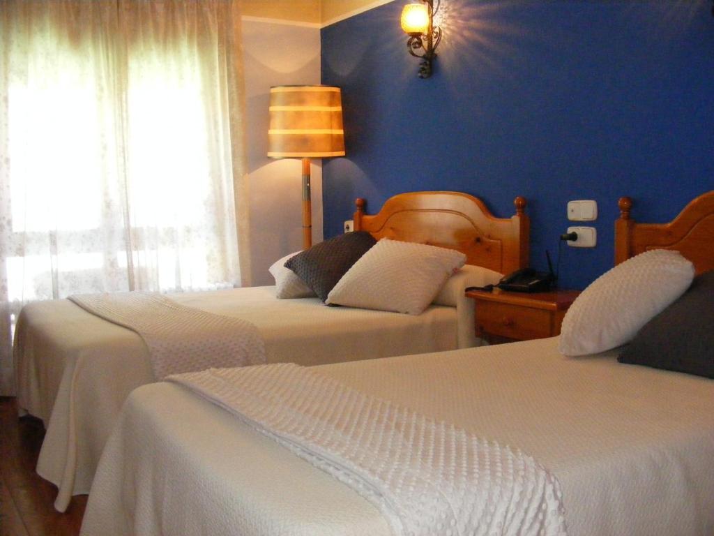 Meson De Salinas Hotel Salinas de Bielsa Room photo